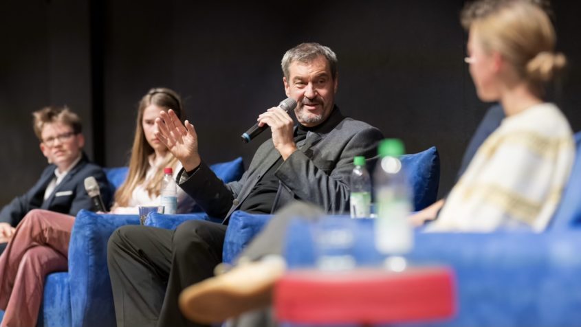 Ministerpräsident Dr. Markus Söder während der Vortragsreihe „Das Max im Gespräch“ anlässlich 175 Jahre Maximiliansgymnasium München.