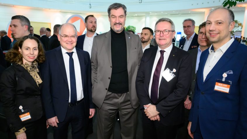 Ministerpräsident Dr. Markus Söder (Mitte) zu Gast beim Neujahrsempfang der mittelständischen Wirtschaft in Nürnberg.