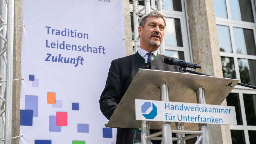 Ministerpräsident Dr. Markus Söder beim Hoffest anlässlich 125 Jahre Handwerkskammer für Unterfranken in Würzburg.