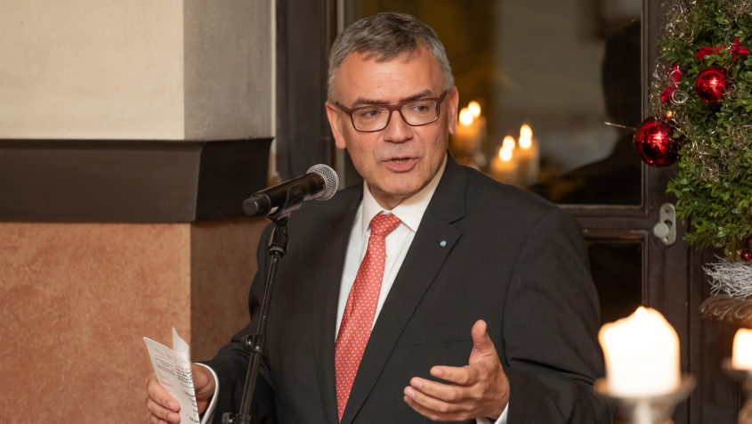 Medienminister Dr. Florian Herrmann: 