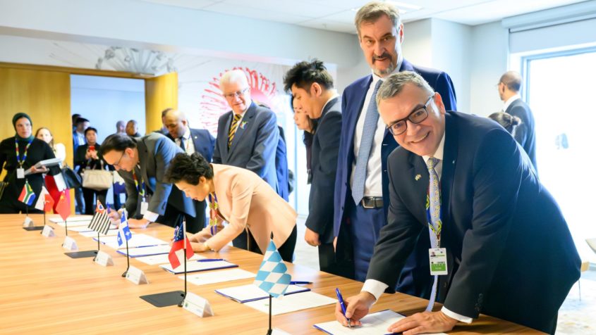 Ministerpräsident Dr. Markus Söder und Staatsminister Dr. ...