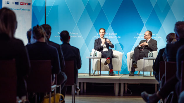 Prof. Dr. Boris Paal im Gespr&auml;ch mit Michael Will.