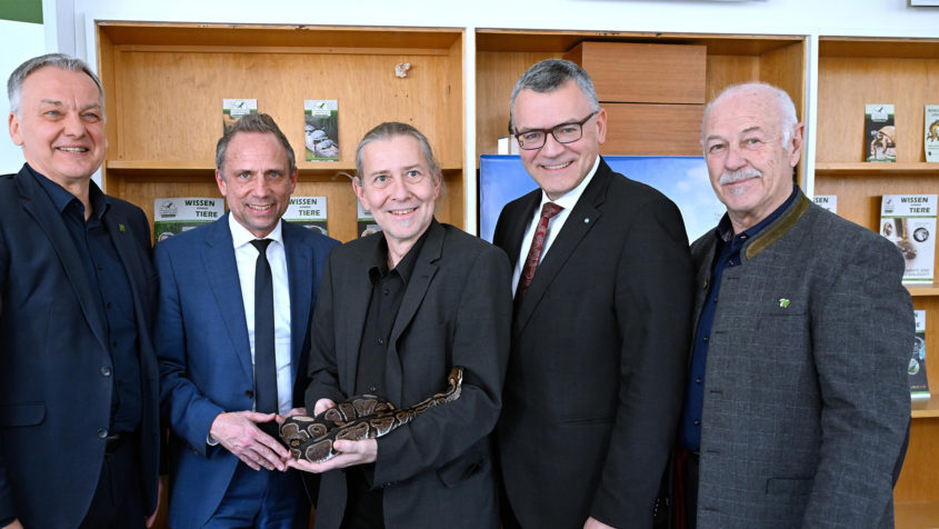 Gruppenbild (v.l.n.r.): Franz Heilmeier (1. Bürgermeister der ...