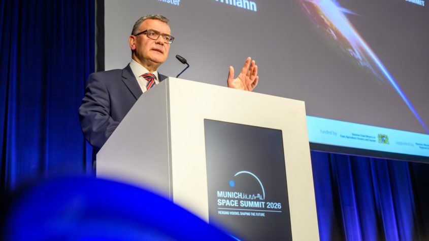 Staatskanzleiminister Dr. Florian Herrmann beim Munich Space Summit in der Alten Kongresshalle in M&uuml;nchen.