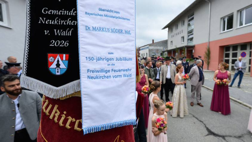 Das Fahnenband des Bayerischen Ministerpr&auml;sidenten.
