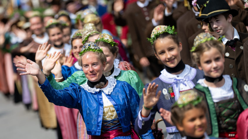 Festumzug anlässlich der 13. Fischerhochzeit der Gemeinde Tutzing.